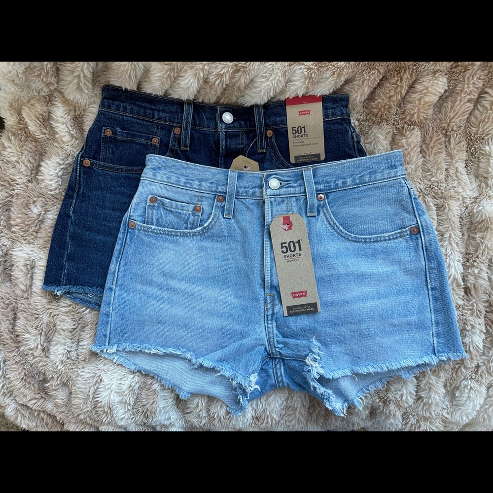 2 pairs of Levi’s 501 Original shorts, high rise. NWT